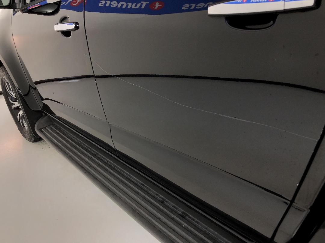 Photo '24' of Holden Colorado