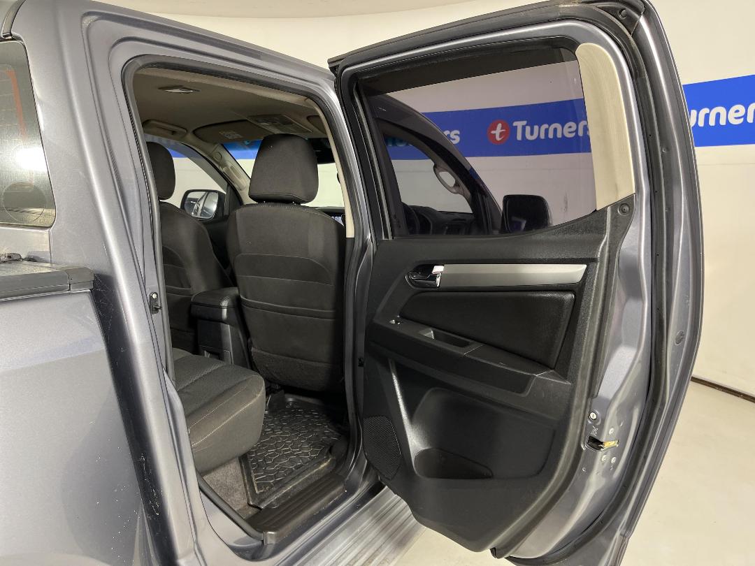 Photo '19' of Holden Colorado