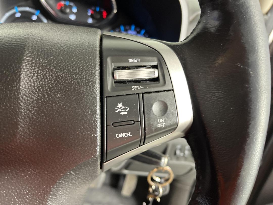 Photo '25' of Holden Colorado