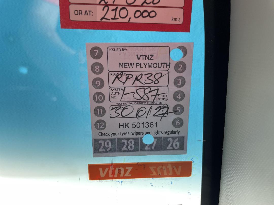 Photo '23' of Holden Colorado