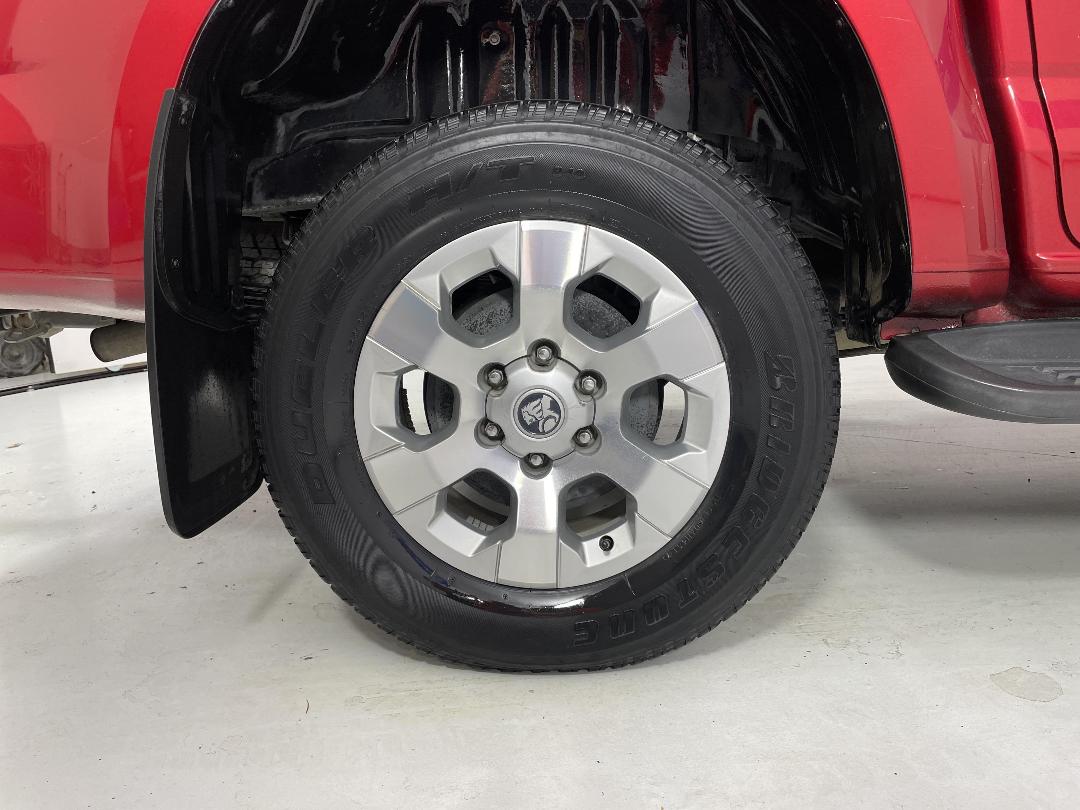 Photo '12' of Holden Colorado