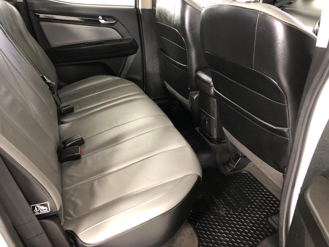 Photo '20' of Holden Colorado