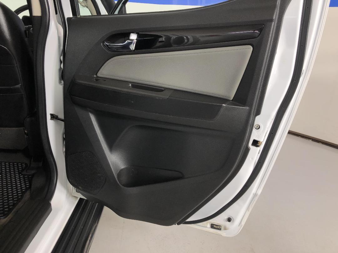 Photo '19' of Holden Colorado