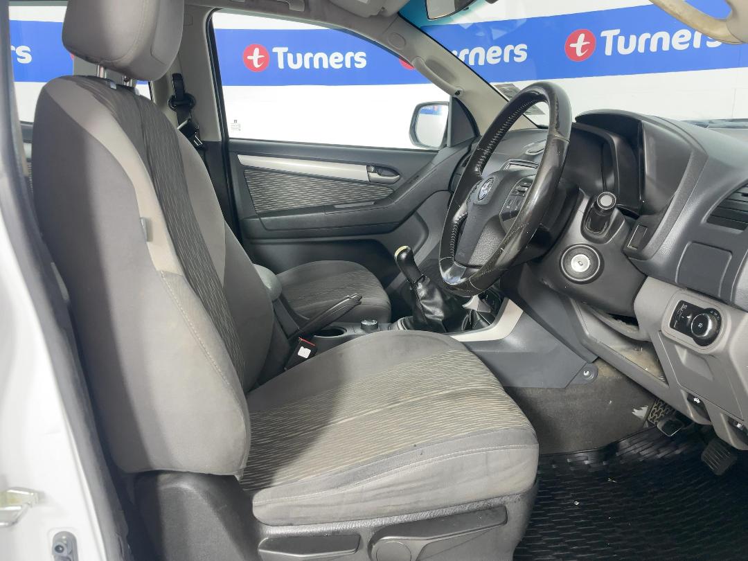 Photo '16' of Holden Colorado