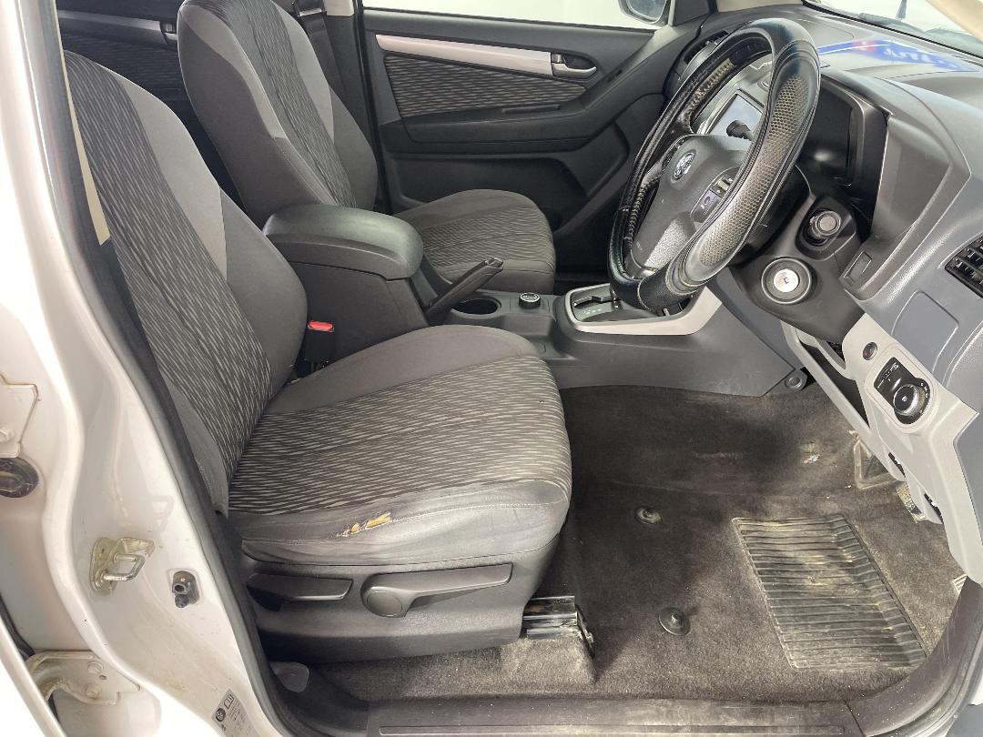 Photo '16' of Holden Colorado Photo '16' of Holden Colorado