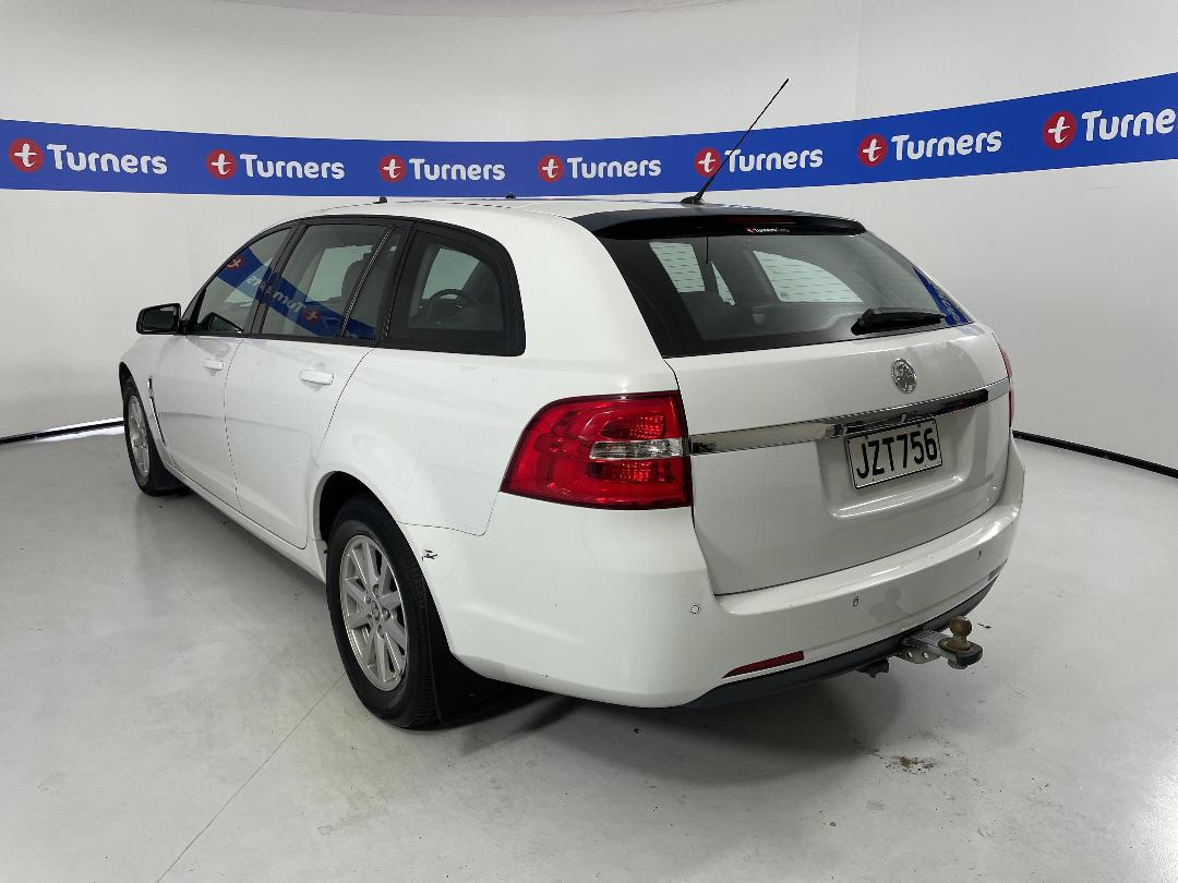 Photo '5' of Holden Commodore Photo '5' of Holden Commodore