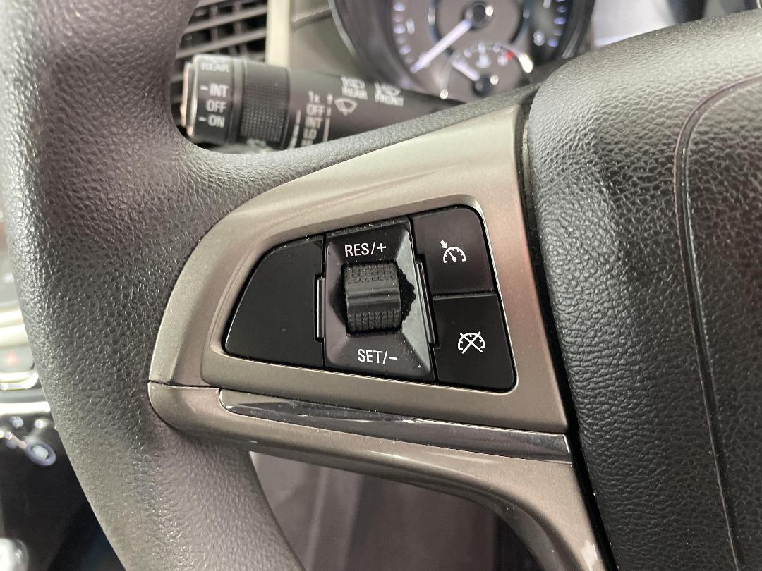 Photo '23' of Holden Commodore Photo '23' of Holden Commodore