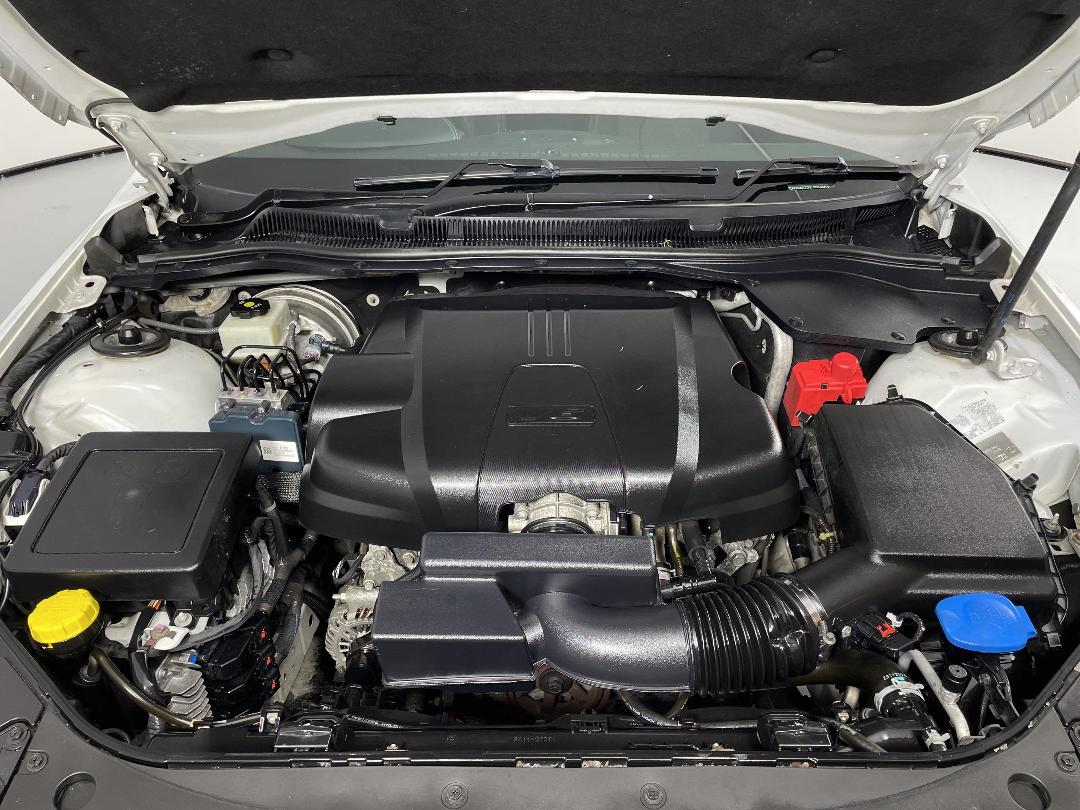 Photo '13' of Holden Commodore