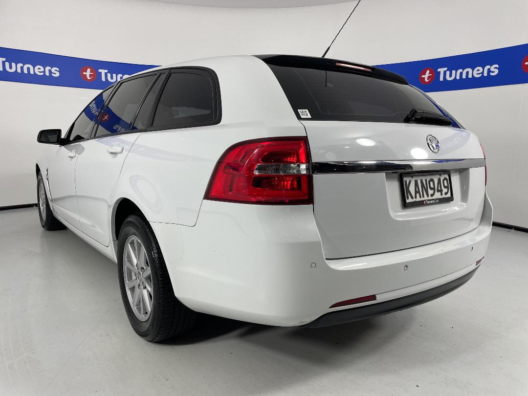 Photo '5' of Holden Commodore