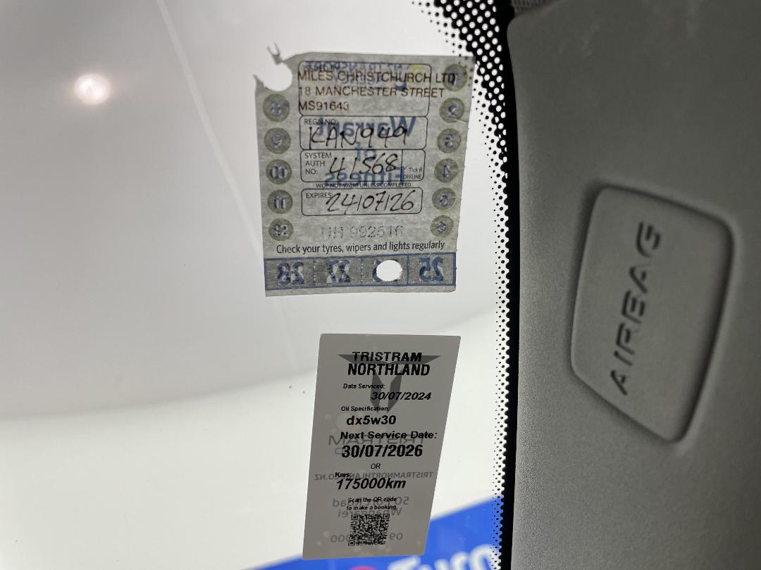 Photo '27' of Holden Commodore