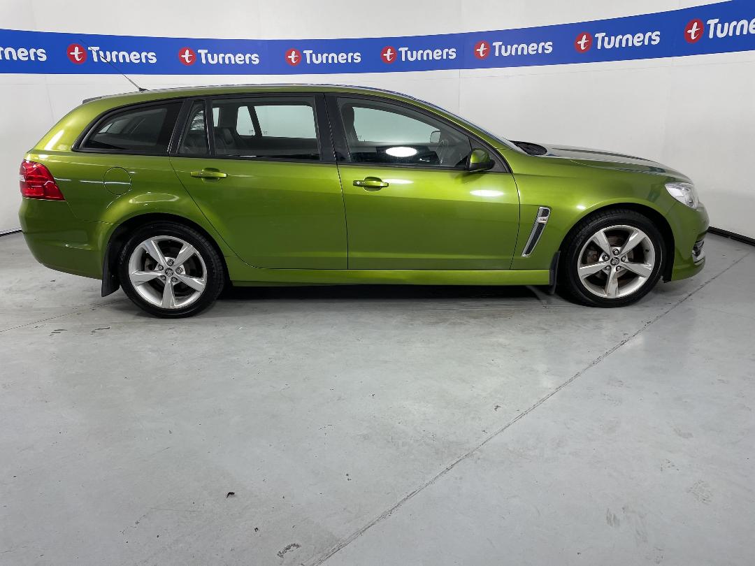 Photo '23' of Holden Commodore Photo '23' of Holden Commodore