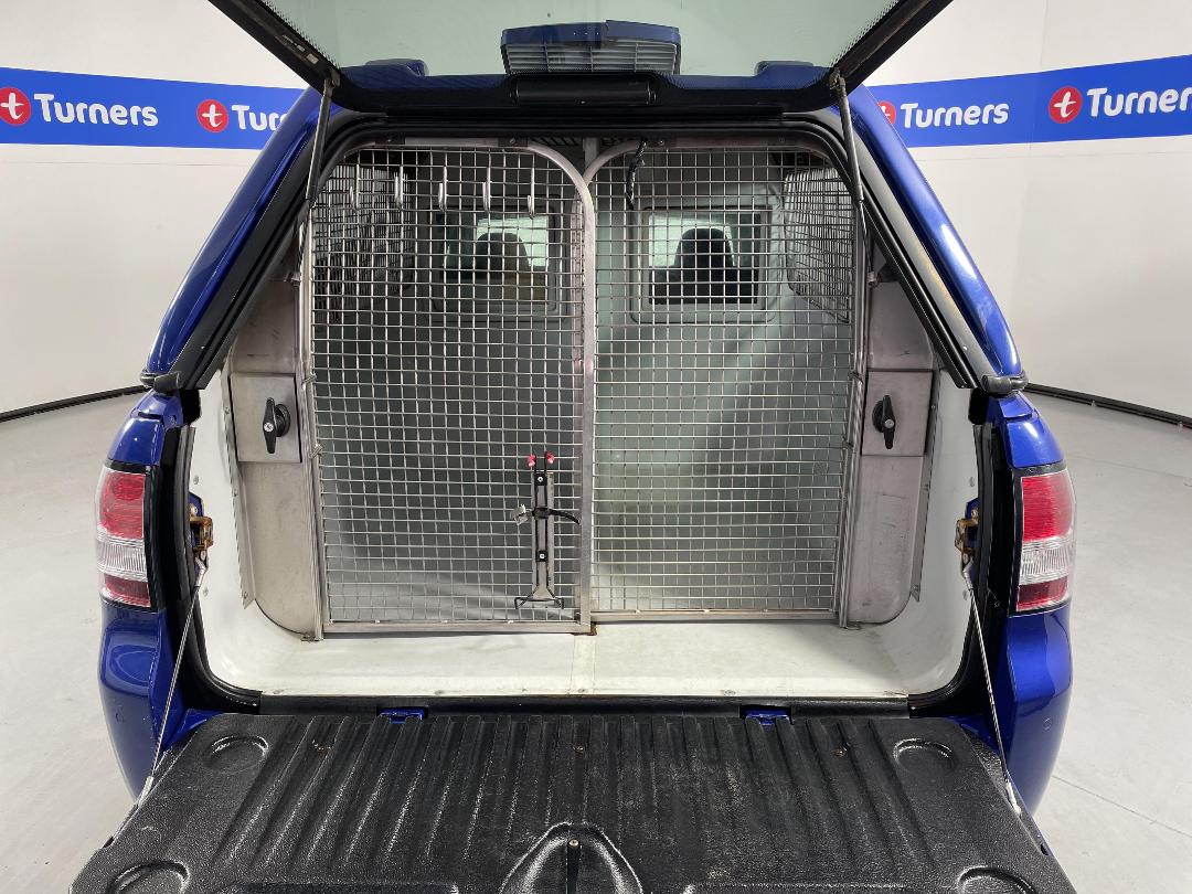 Photo '14' of Holden Commodore