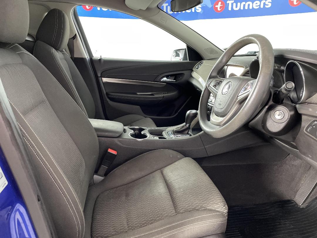 Photo '16' of Holden Commodore