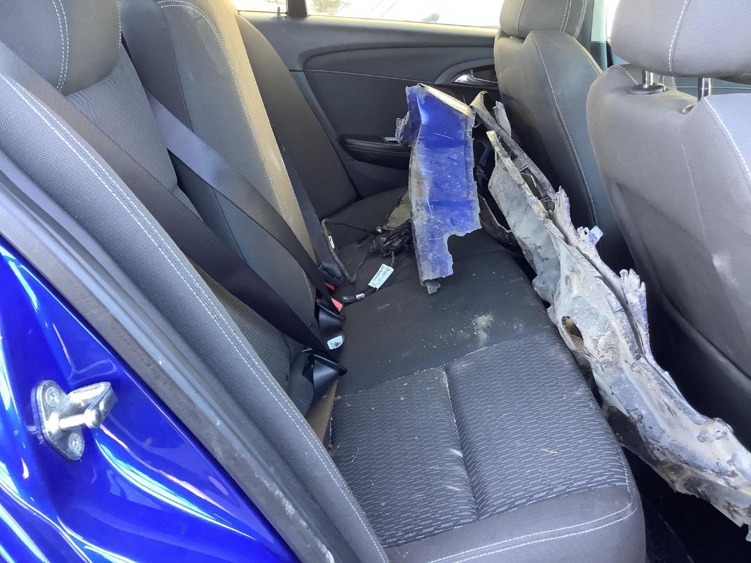 Photo '8' of Holden Commodore VF2 Evoke Photo '8' of Holden Commodore VF2 Evoke