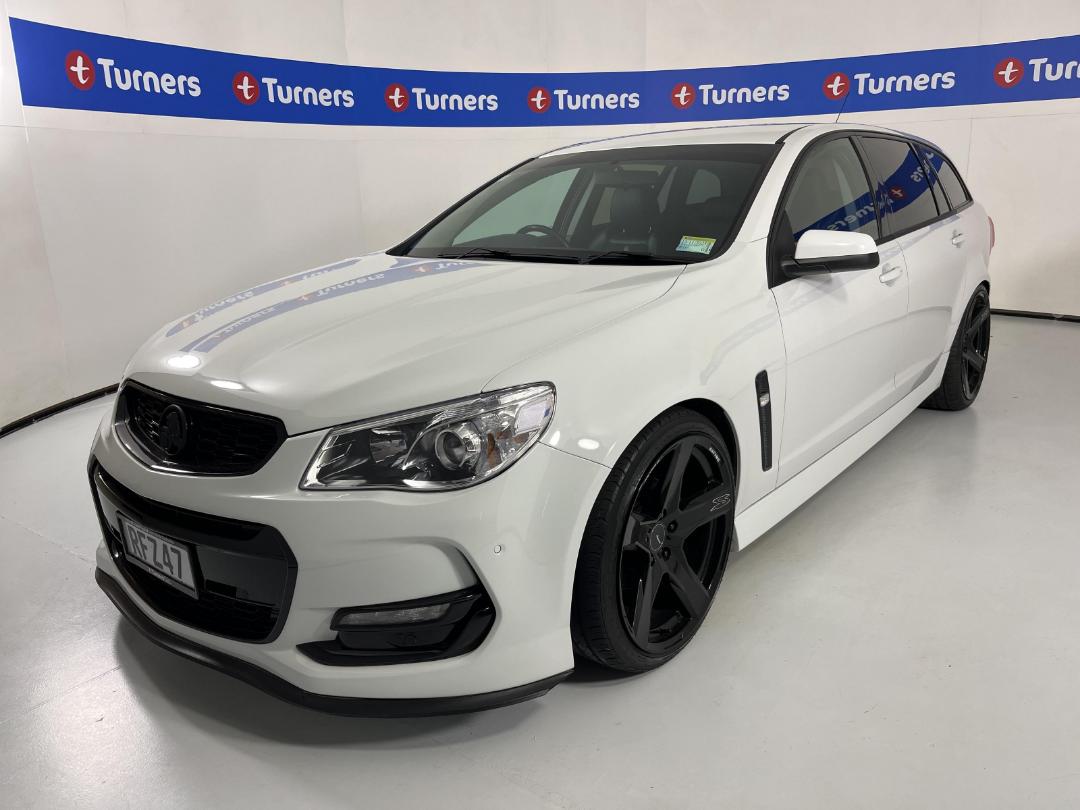 Photo '4' of Holden Commodore Photo '4' of Holden Commodore