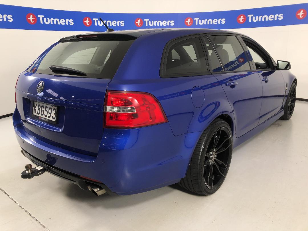 Photo '7' of Holden Commodore Photo '7' of Holden Commodore