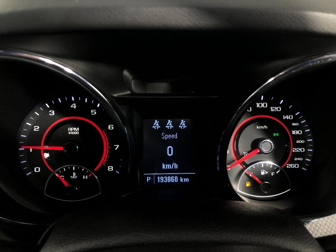 Photo '21' of Holden Commodore Photo '21' of Holden Commodore