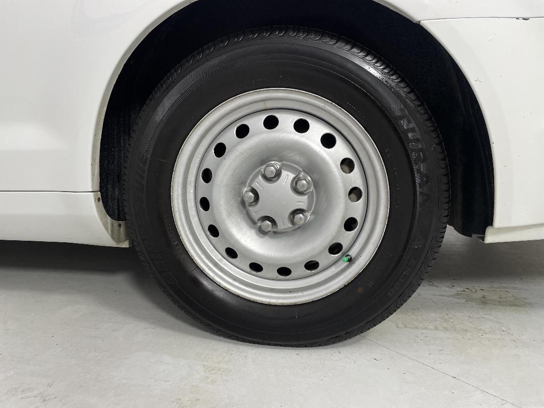 Photo '11' of Holden Commodore Photo '11' of Holden Commodore