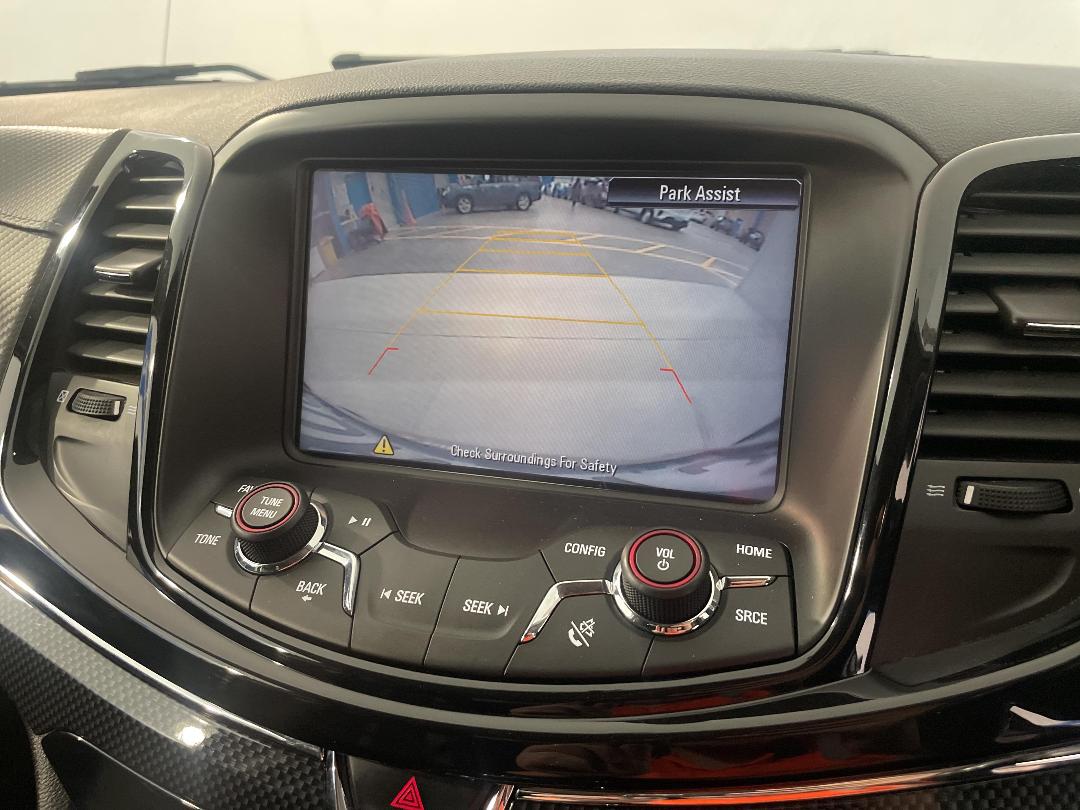 Photo '27' of Holden Commodore Photo '27' of Holden Commodore