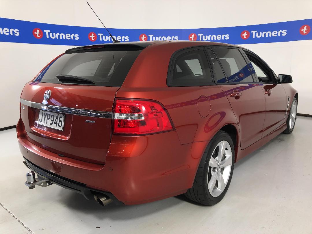 Photo '7' of Holden Commodore Photo '7' of Holden Commodore