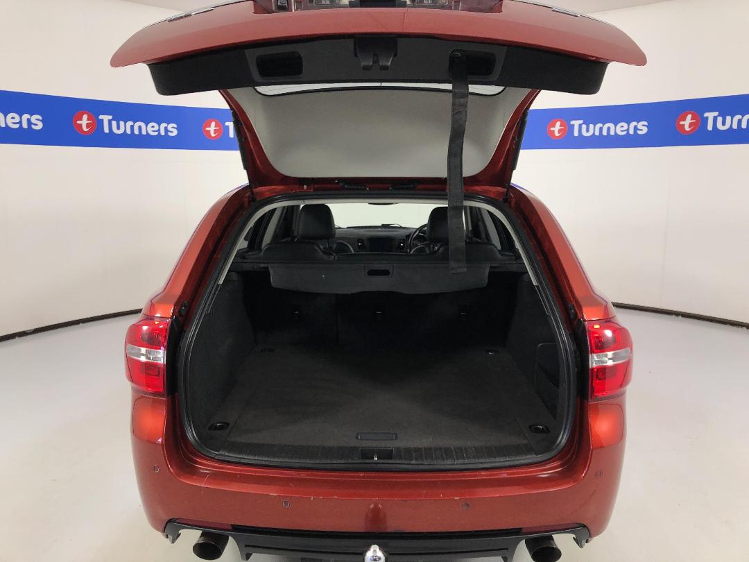 Photo '14' of Holden Commodore Photo '14' of Holden Commodore