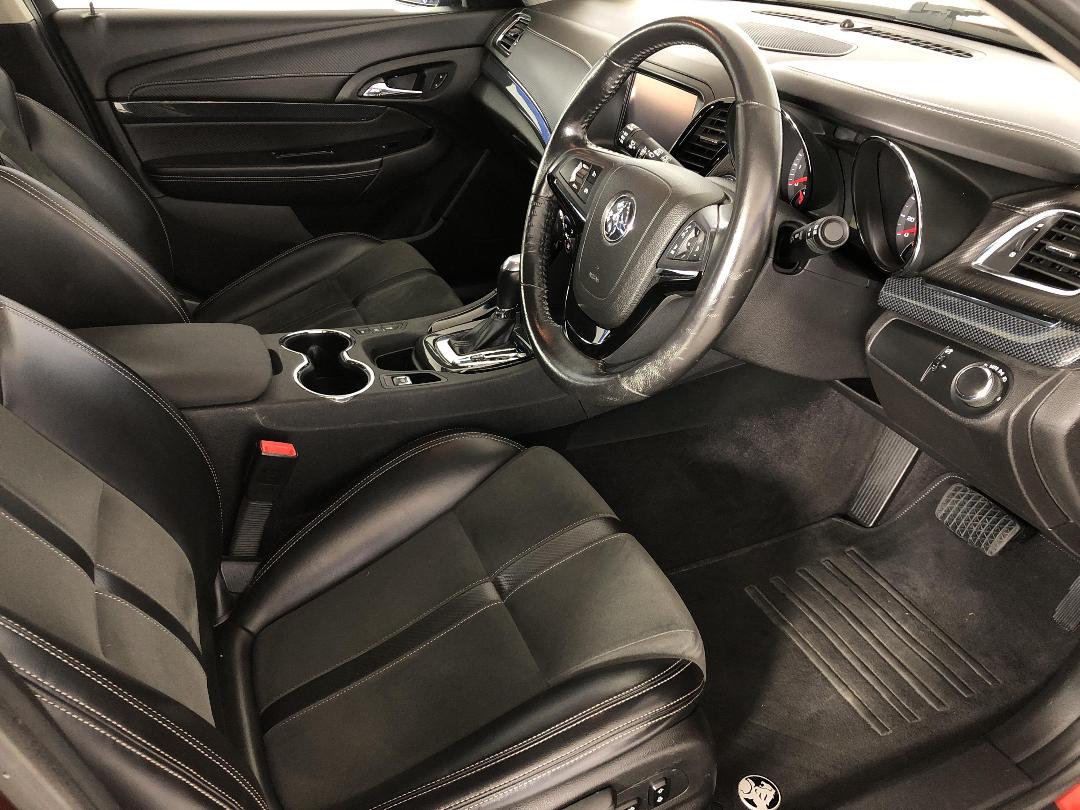 Photo '16' of Holden Commodore Photo '16' of Holden Commodore