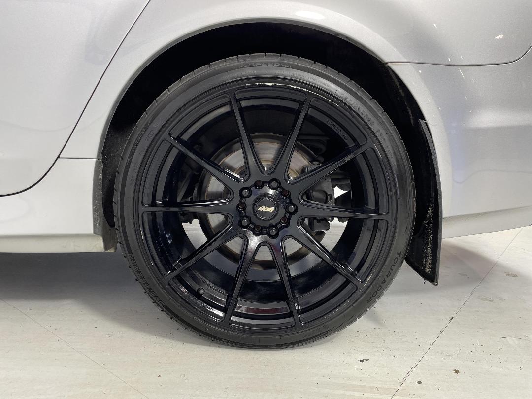 Photo '11' of Holden Commodore