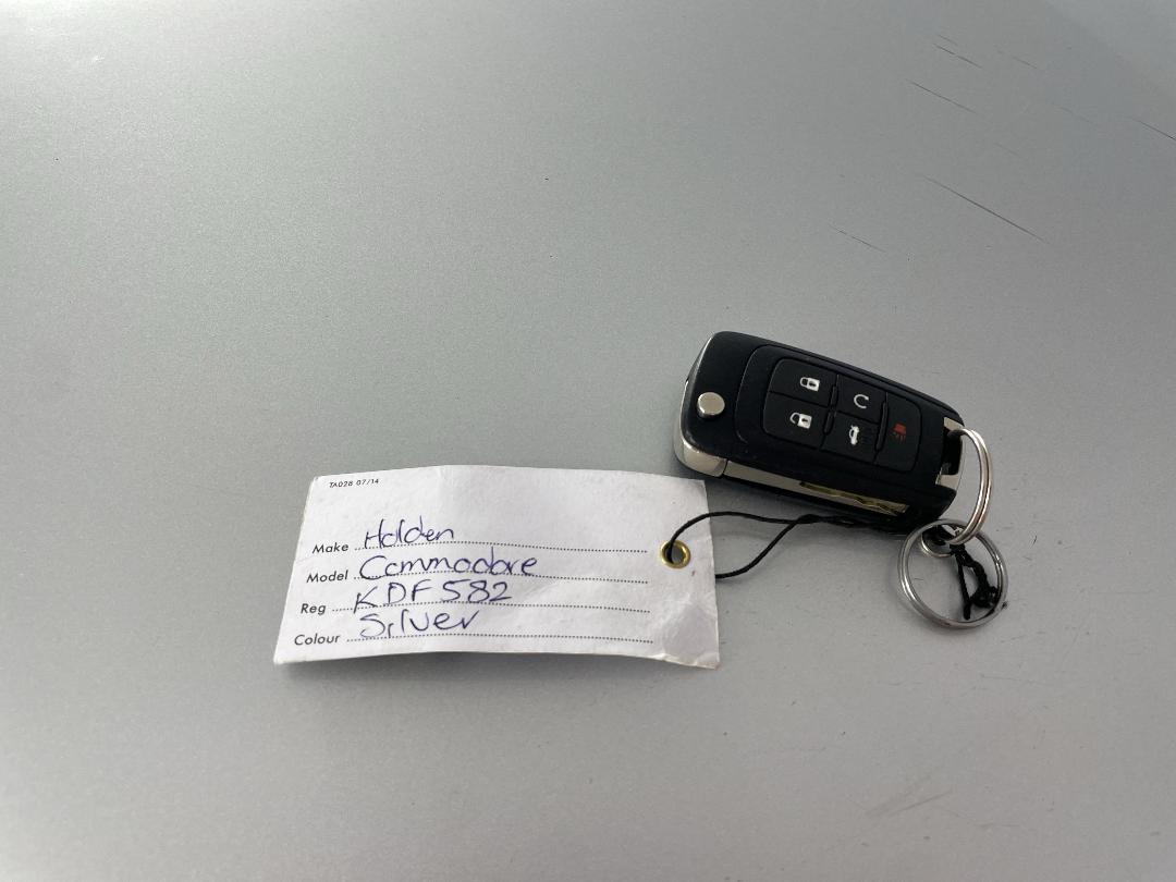 Photo '22' of Holden Commodore