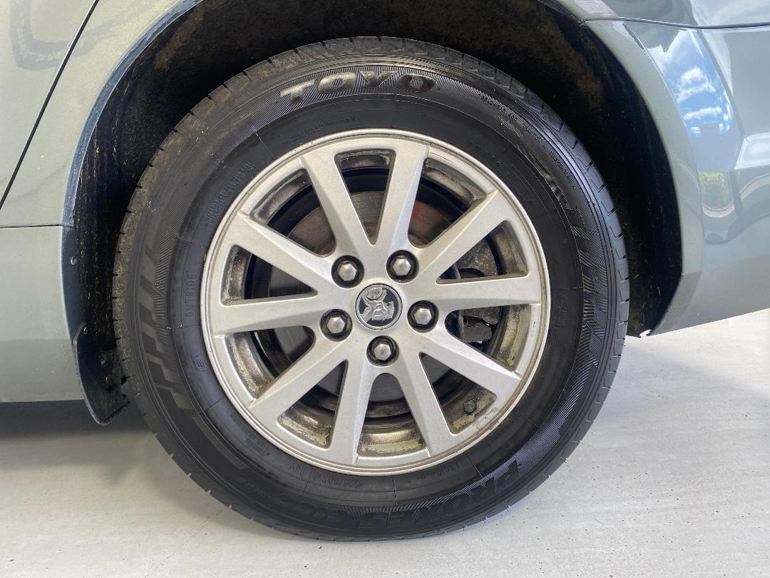 Photo '11' of Holden Commodore