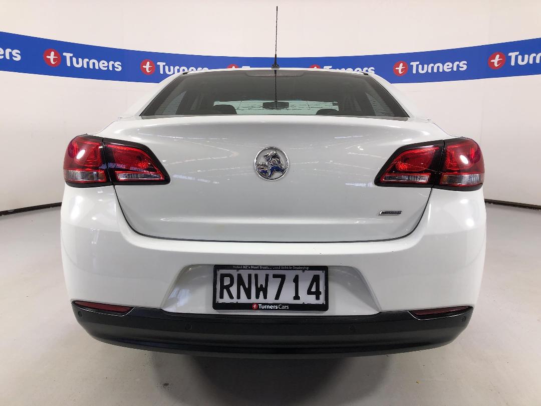 Photo '6' of Holden Commodore Photo '6' of Holden Commodore