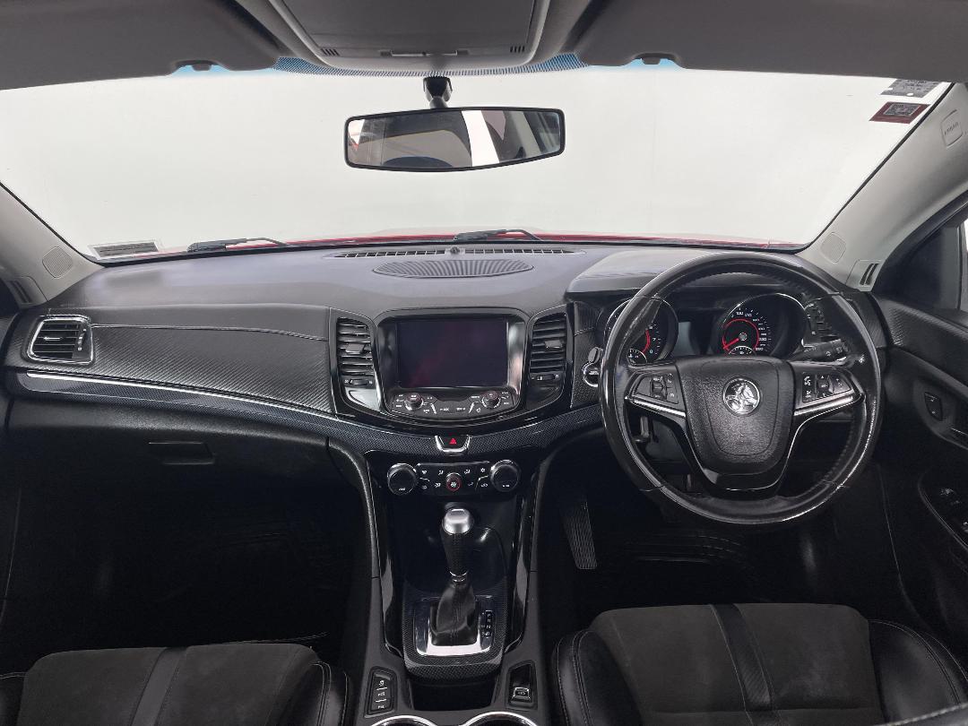 Photo '17' of Holden Commodore