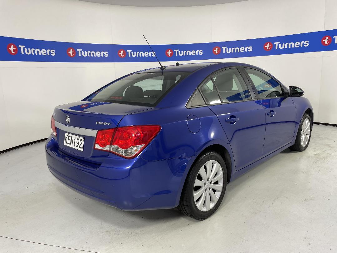 Photo '7' of Holden Cruze