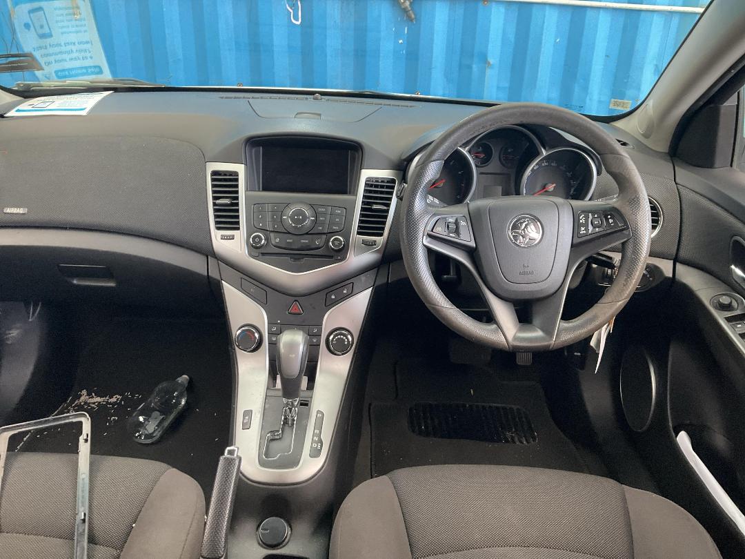 Photo '13' of Holden Cruze CD