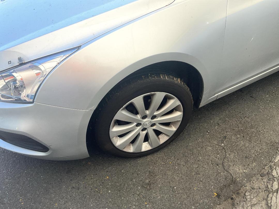 Photo '7' of Holden Cruze Equipe