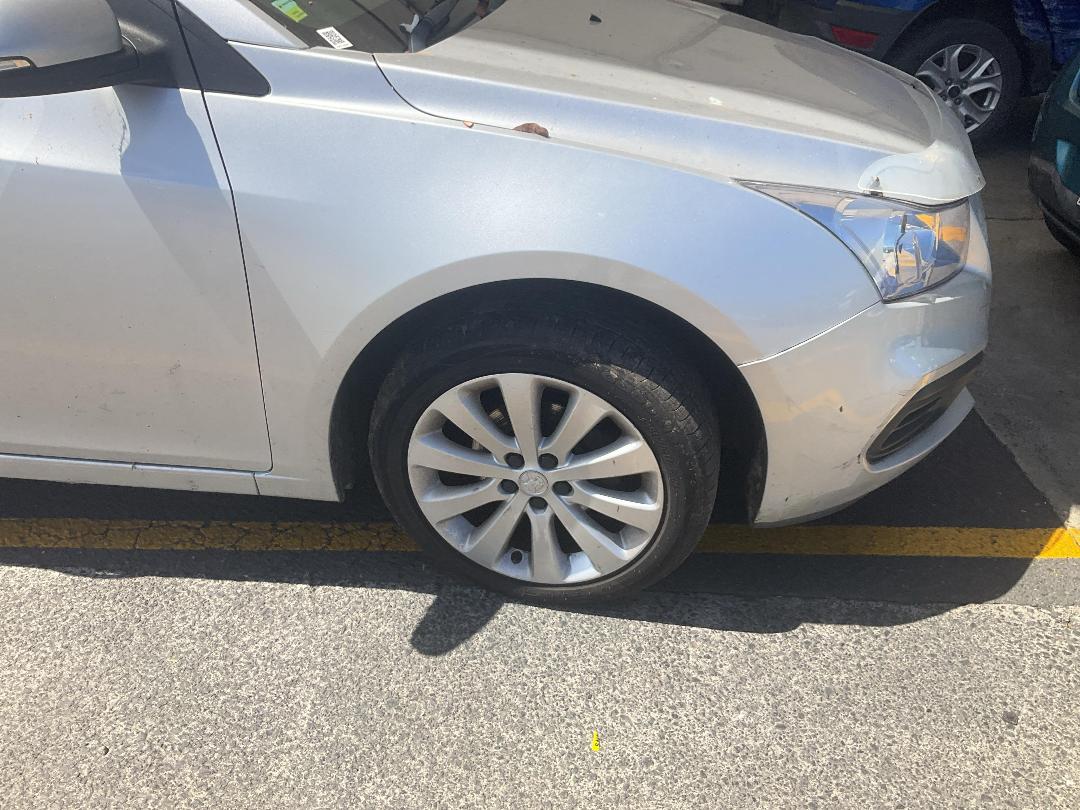 Photo '2' of Holden Cruze Equipe