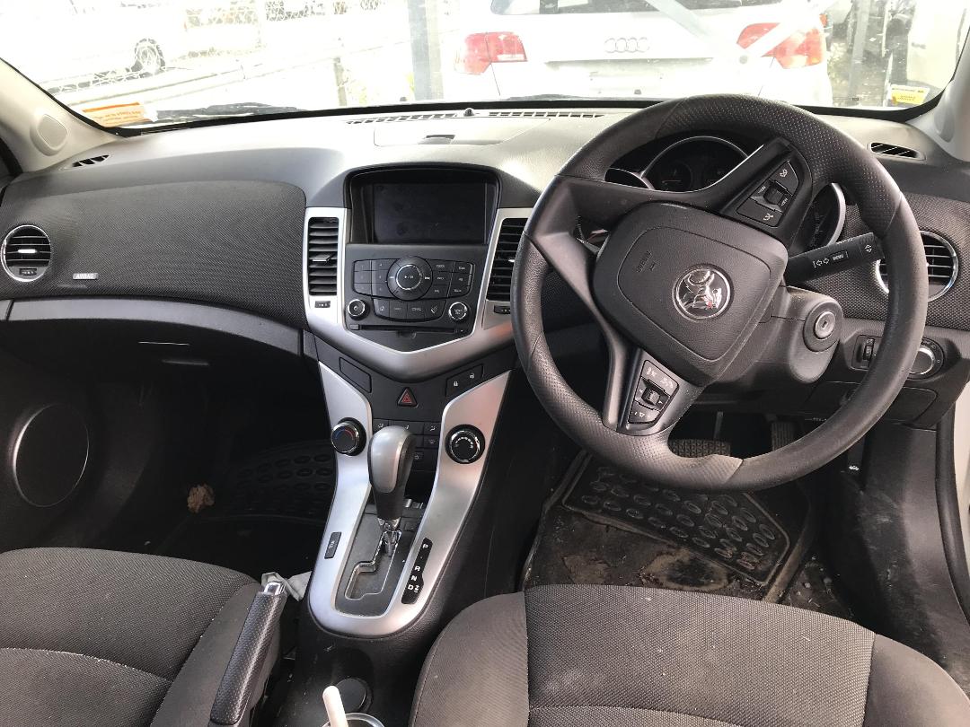 Photo '20' of Holden Cruze Equipe