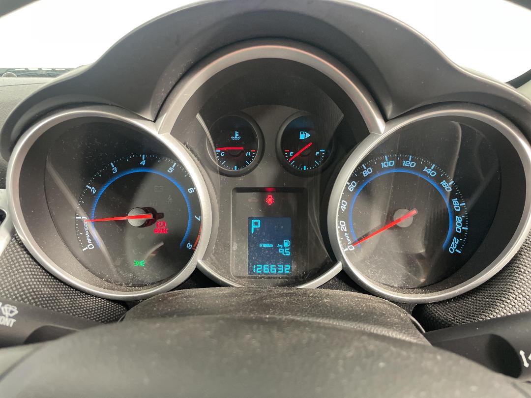 Photo '18' of Holden Cruze Equipe