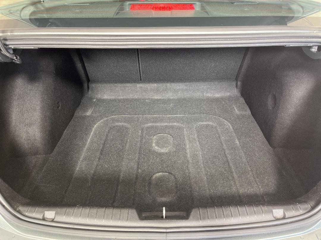 Photo '14' of Holden Cruze