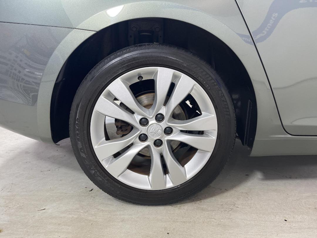 Photo '12' of Holden Cruze Photo '12' of Holden Cruze