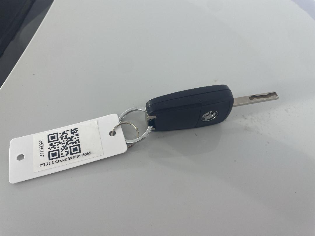 Photo '20' of Holden Cruze Z Series