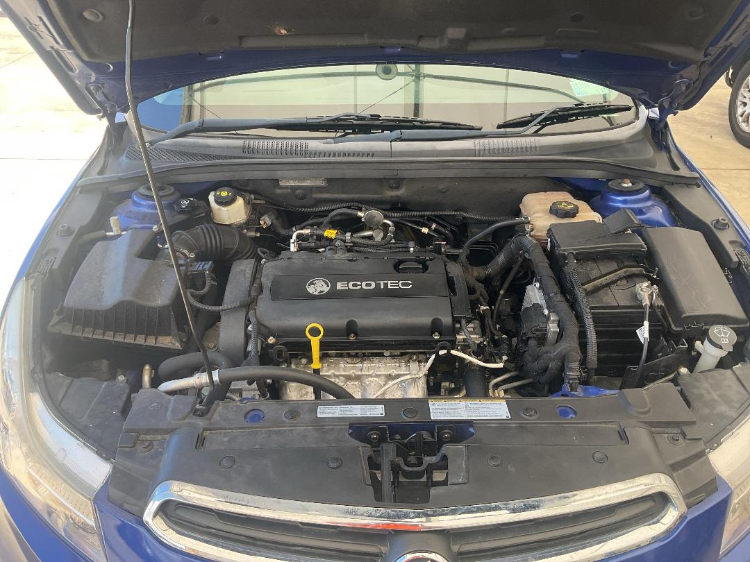 Photo '9' of Holden Cruze Photo '9' of Holden Cruze