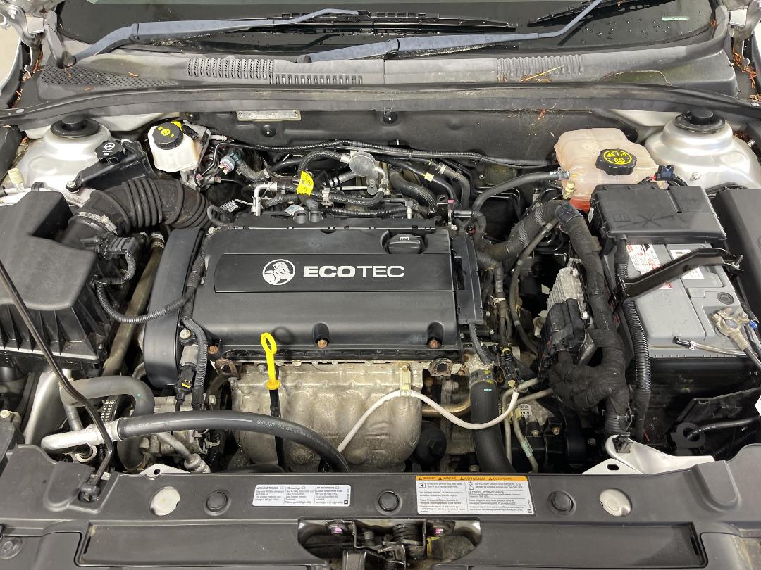 Photo '13' of Holden Cruze