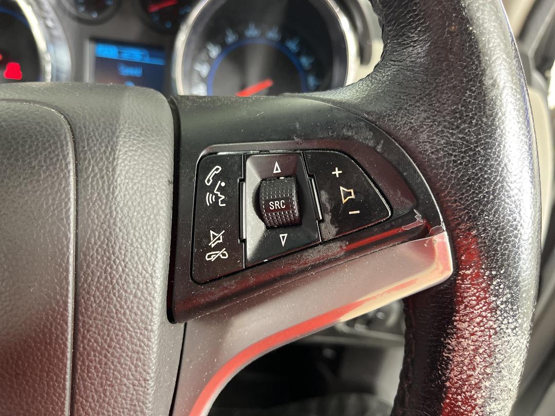 Photo '23' of Holden Cruze