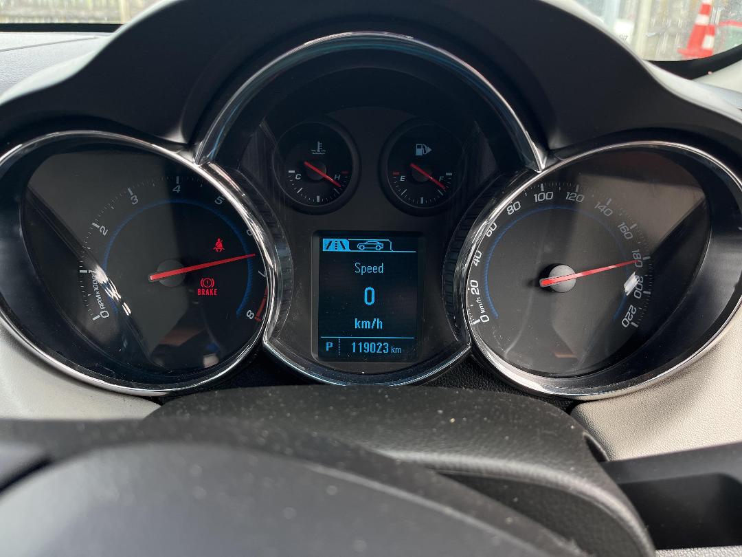 Photo '19' of Holden Cruze Z Series