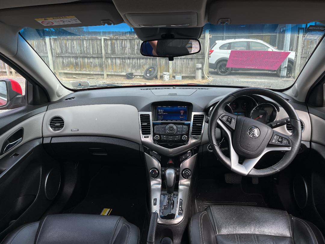 Photo '15' of Holden Cruze Z Series