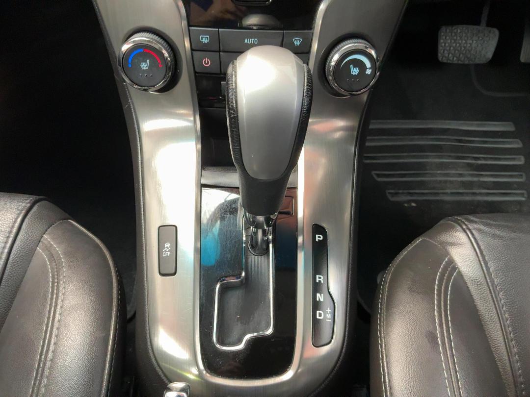 Photo '23' of Holden Cruze