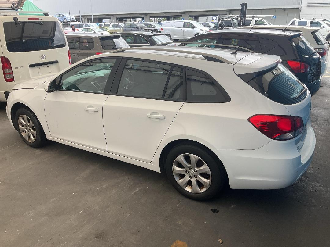 Photo '10' of Holden Cruze CD