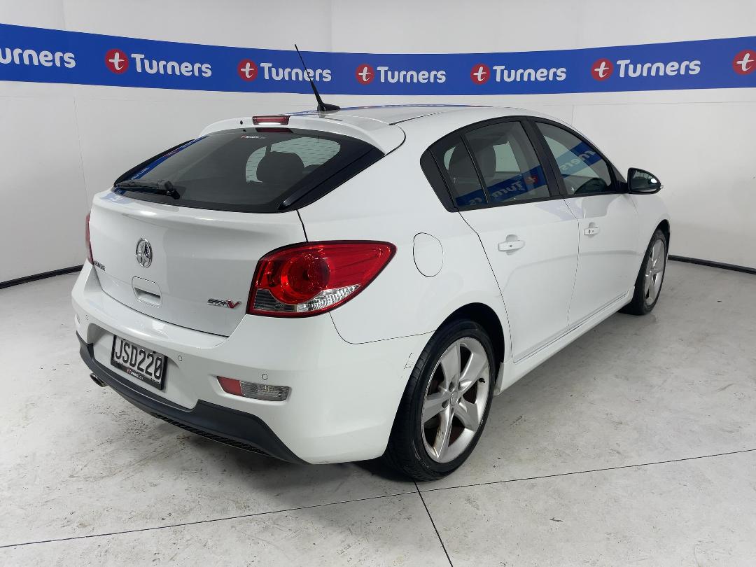 Photo '7' of Holden Cruze