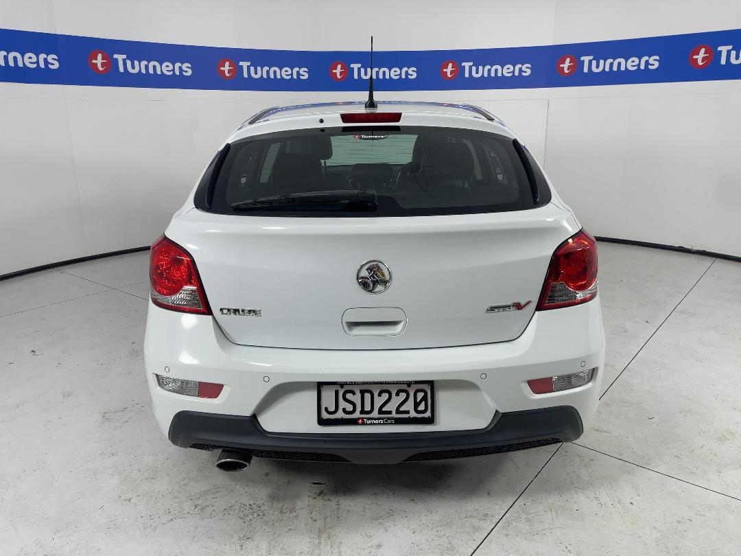 Photo '6' of Holden Cruze