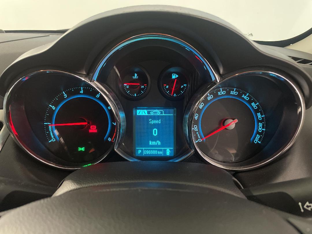 Photo '21' of Holden Cruze Photo '21' of Holden Cruze